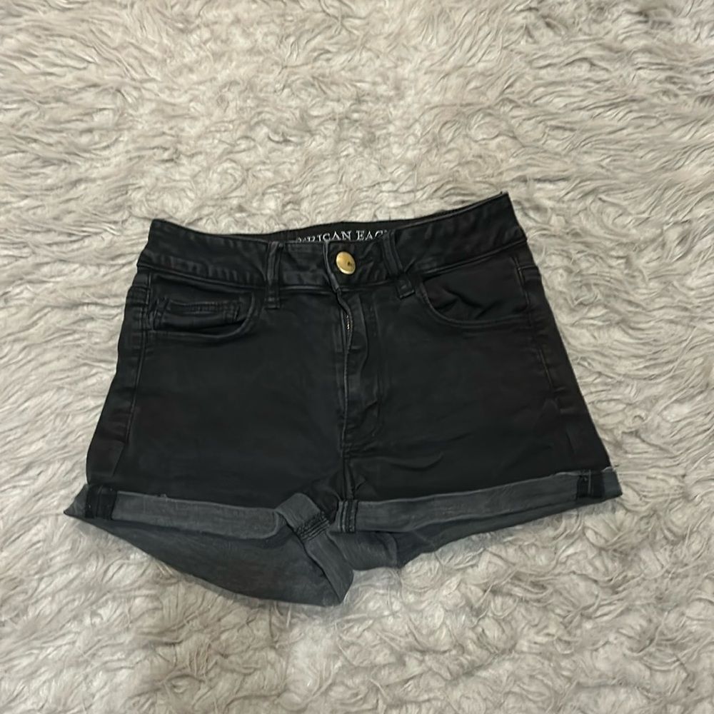 American eagle outfitters hi rise shortie women’s cuffed black shorts
